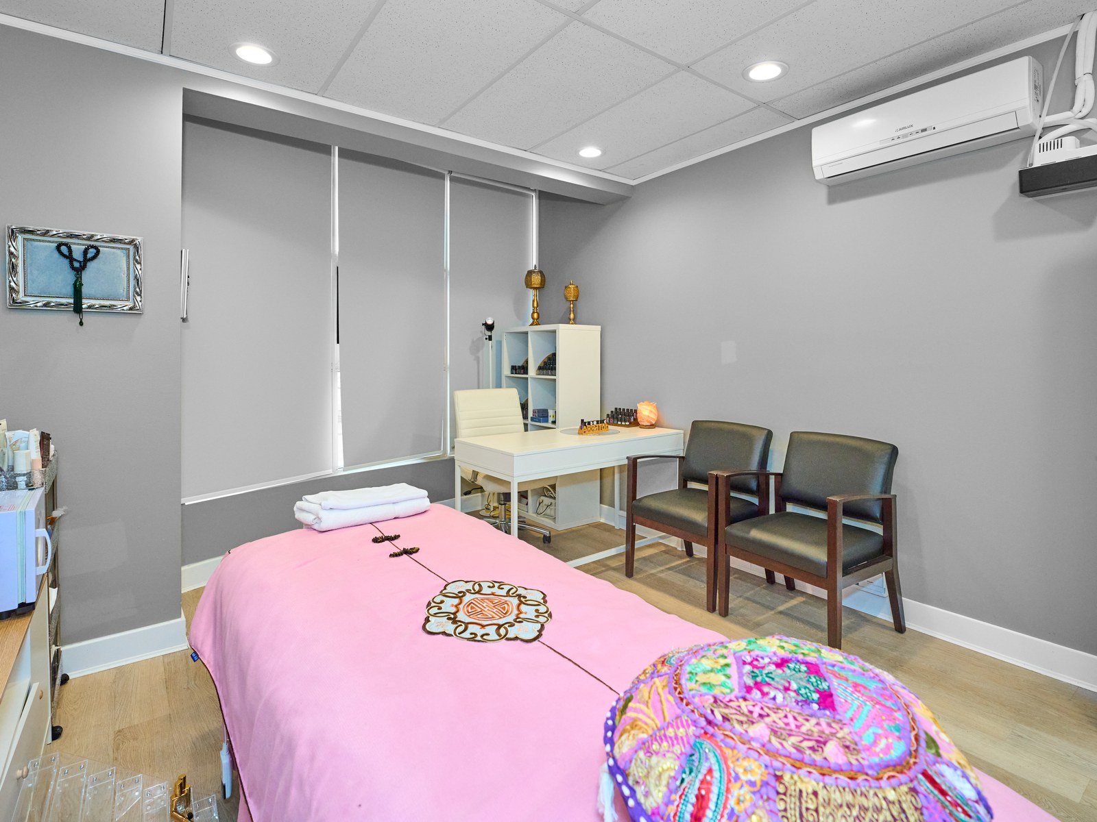 Beauty, Wellness & Natural Practices